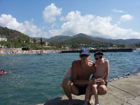 Kemal Bay: мы с папой на пирсе